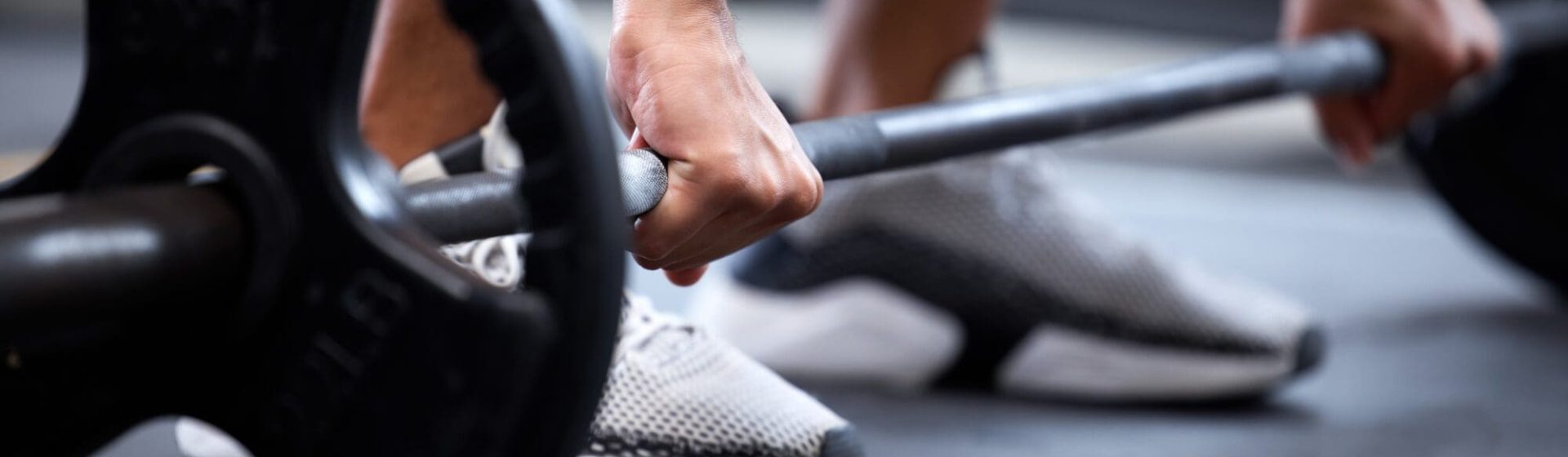 Barbell,,Fitness,And,Strong,Hands,Of,Man,In,Bodybuilder,Training Barbell,,Fitness,And,Strong,Hands,Of,Man,In,Bodybuilder,Training